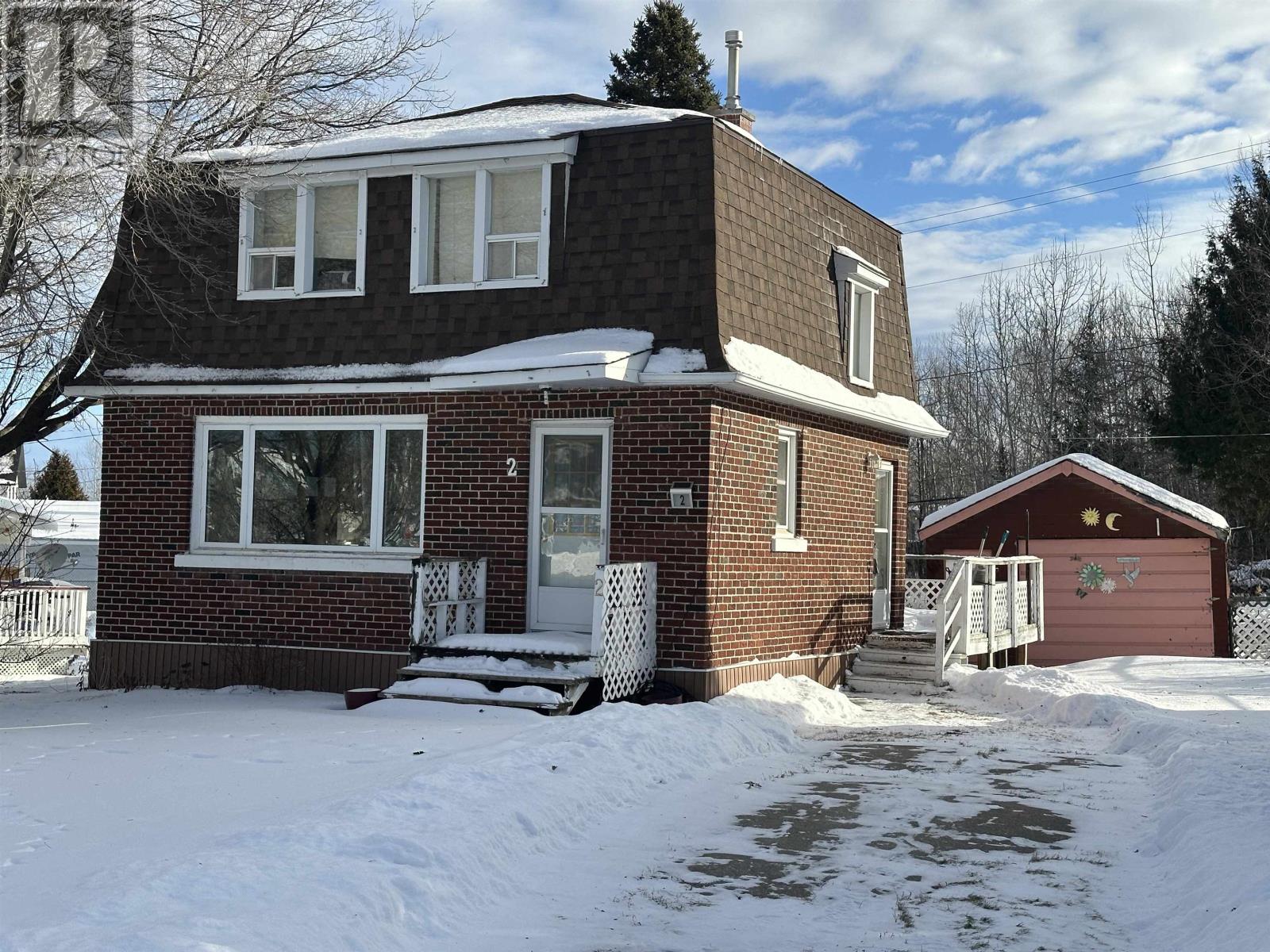 2 Stewart Ave, Red Rock, Ontario