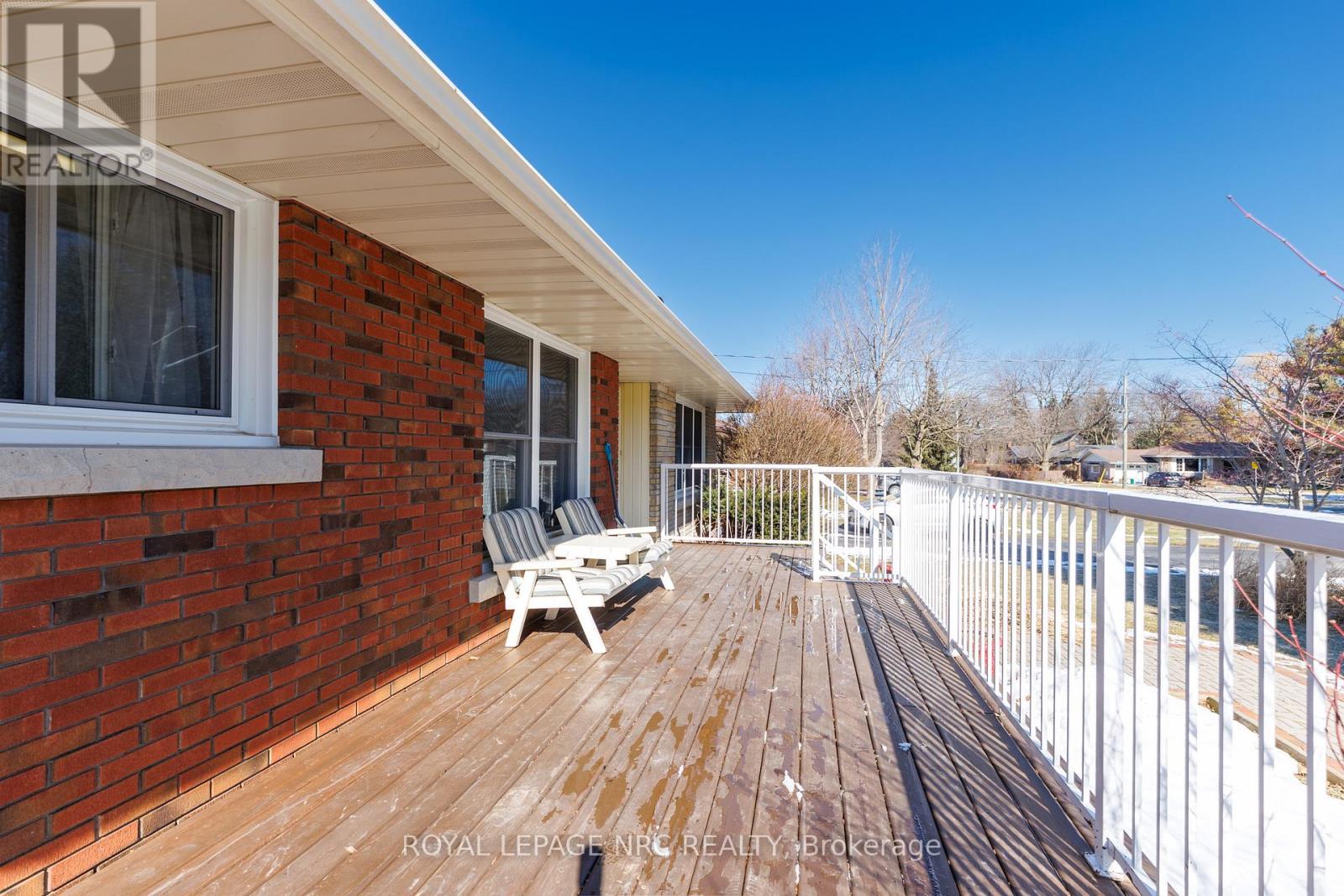 51 Henry Street, Niagara-On-The-Lake, Ontario  L0S 1T0 - Photo 18 - X12840890