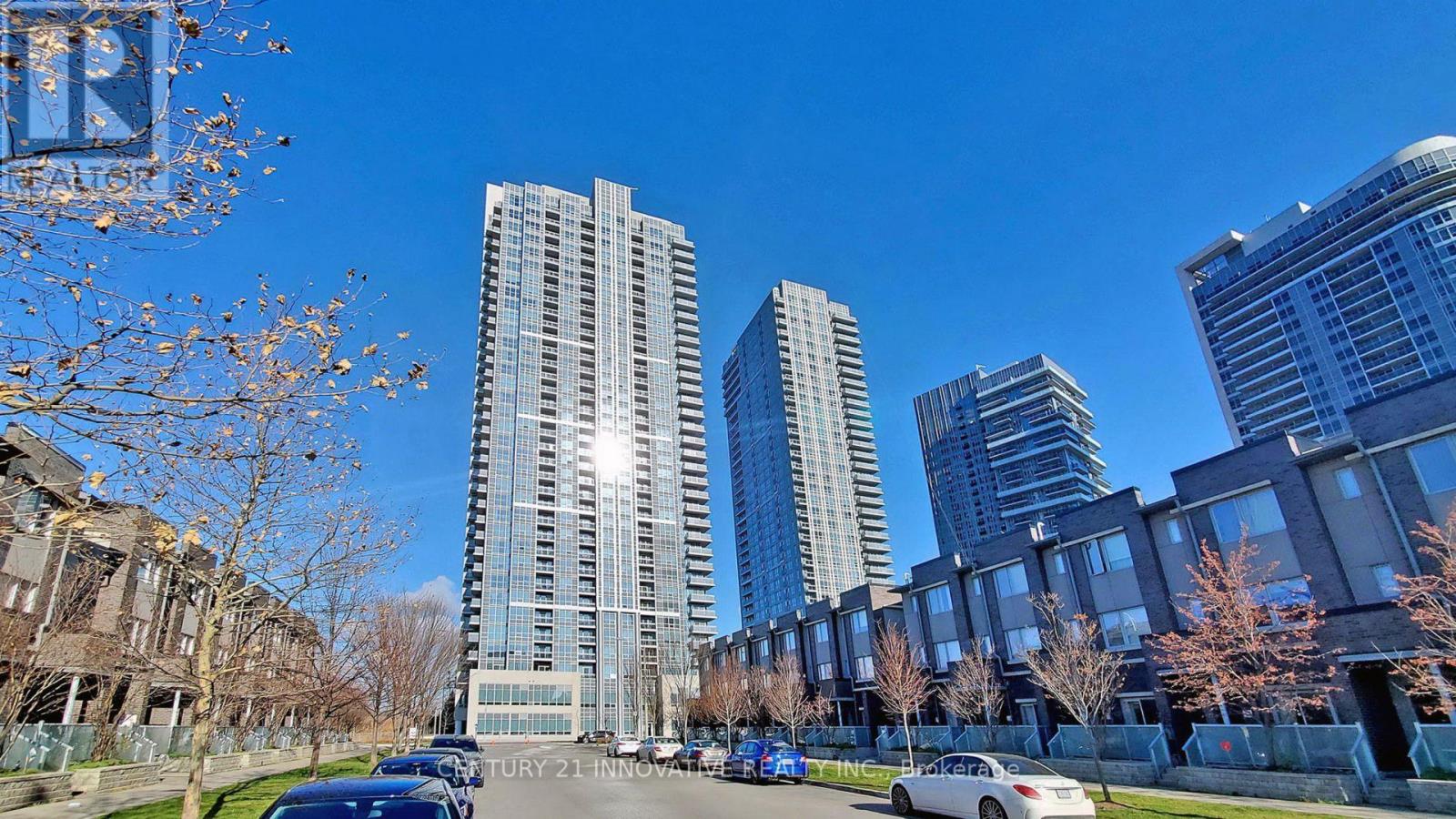 1025 - 275 Village Green Square, Toronto, Ontario  M1S 0L8 - Photo 1 - E12840862