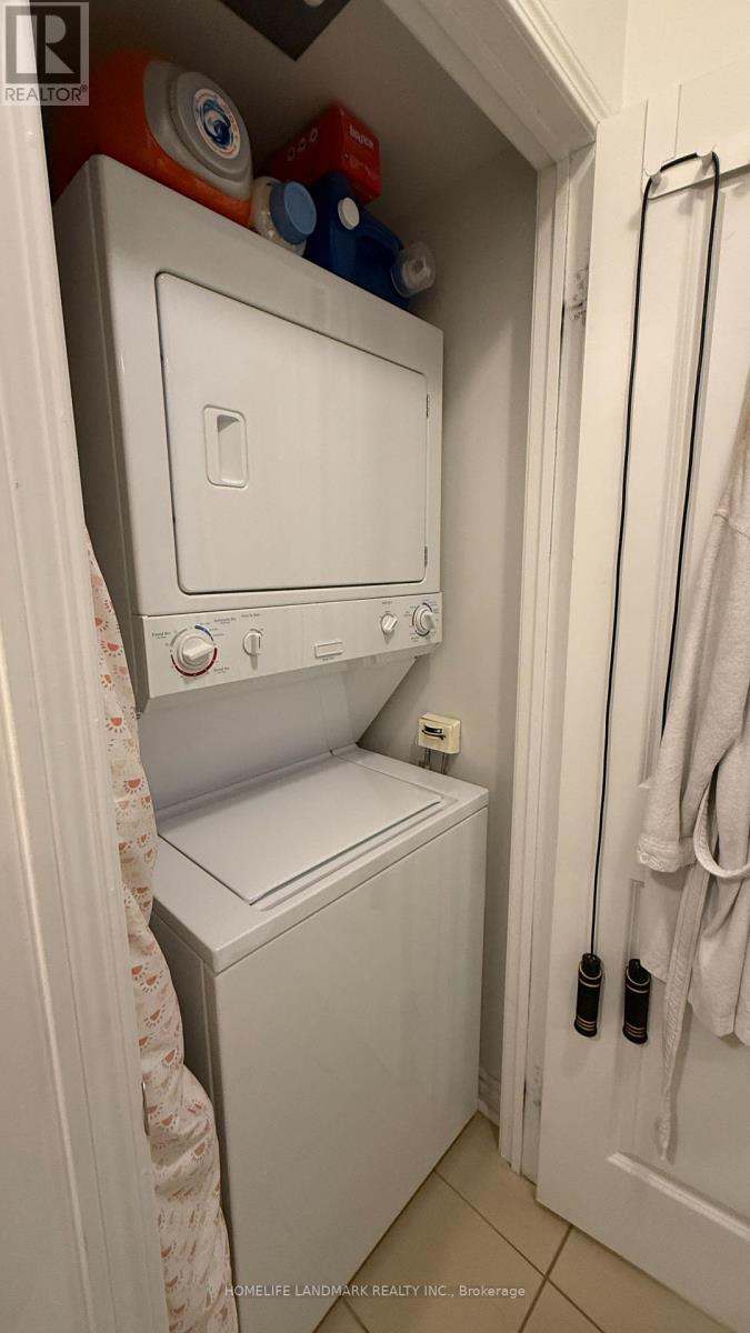 1812 - 385 Prince Of Wales Drive, Mississauga, Ontario  L5B 0C6 - Photo 8 - W12771508