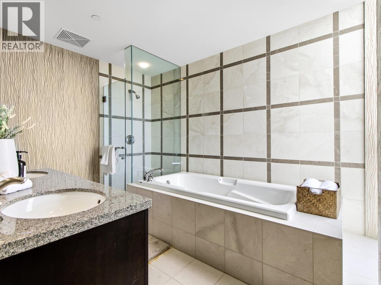 4302 1408 Strathmore Mews, Vancouver, British Columbia  V6Z 3A9 - Photo 13 - R3095509