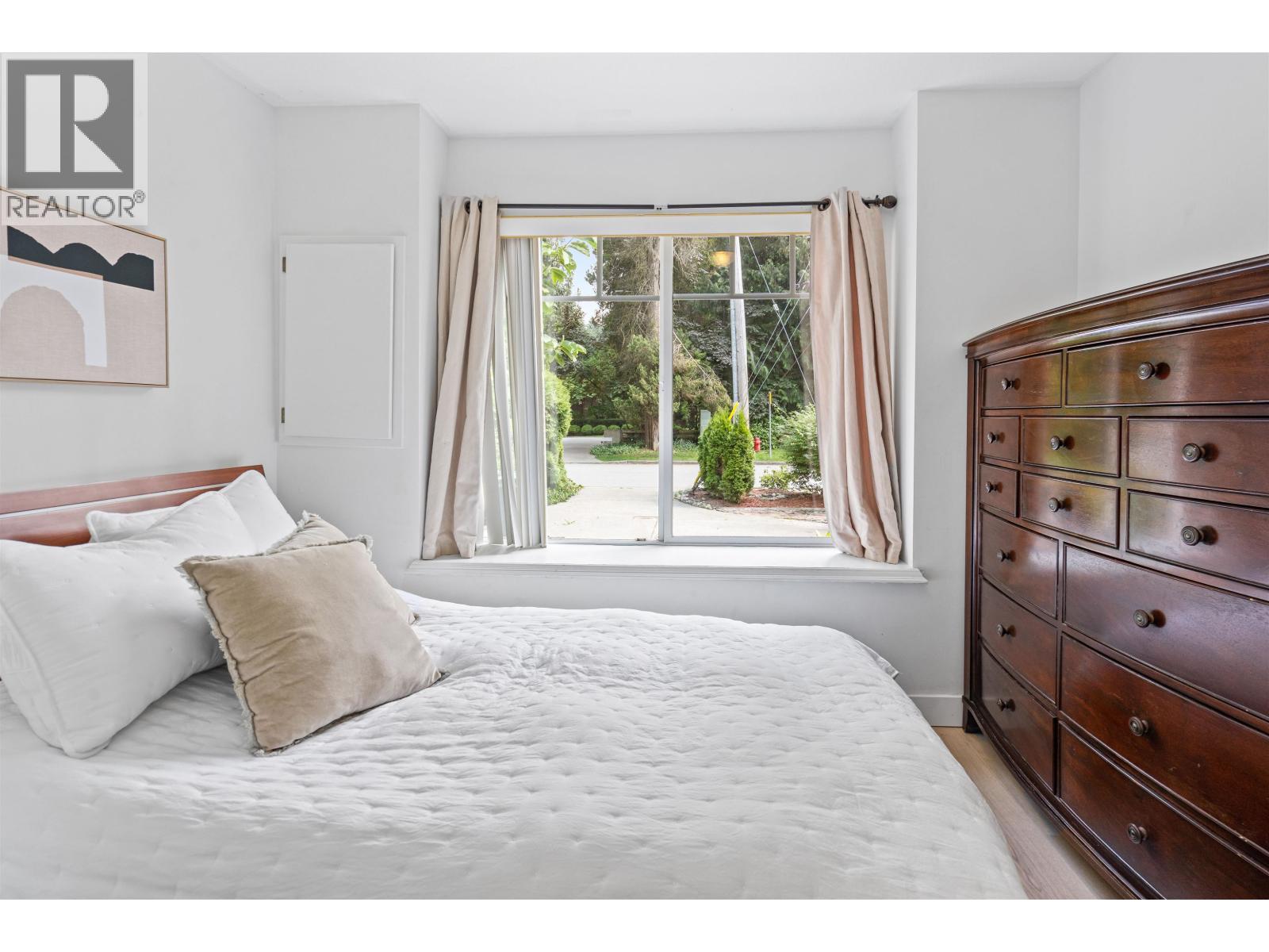 869 Seymour Boulevard, North Vancouver, British Columbia  V7J 2J7 - Photo 7 - R3095504