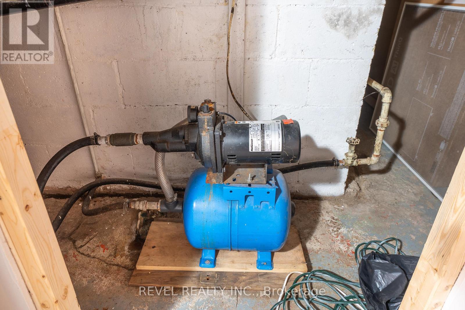 1407 Kottmeier Road, Thorold, Ontario  L3B 5N5 - Photo 30 - X12831950