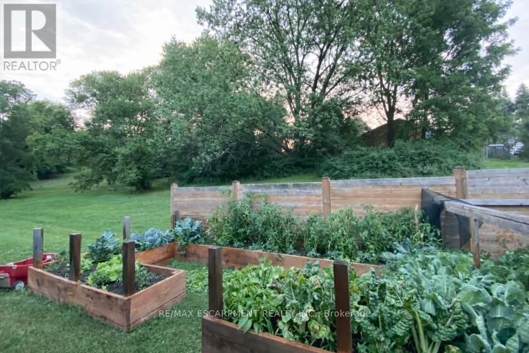 22 Rosebough Street, Hamilton, Ontario  L9H 5C5 - Photo 34 - X12824354