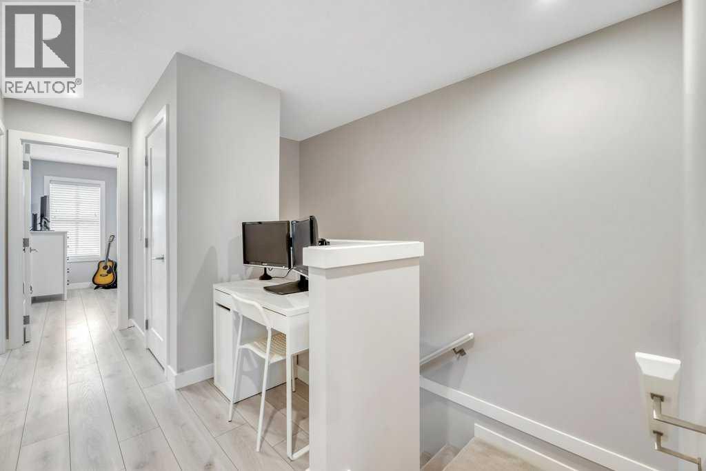 448 West Lakeview Drive, Chestermere, Alberta  T1X 2A4 - Photo 23 - A2287355