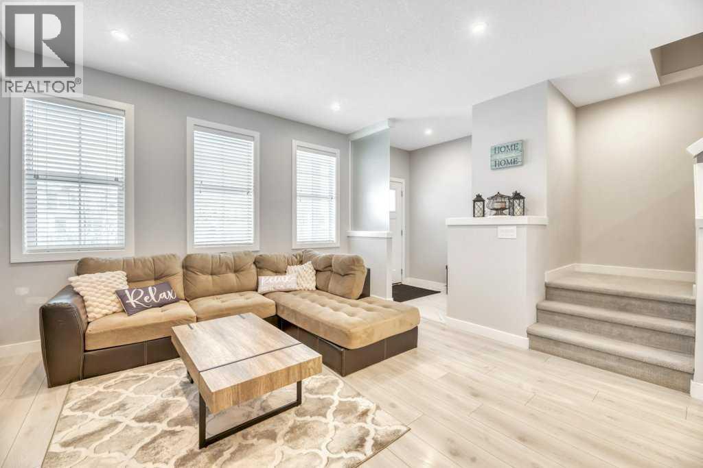 448 West Lakeview Drive, Chestermere, Alberta  T1X 2A4 - Photo 8 - A2287355