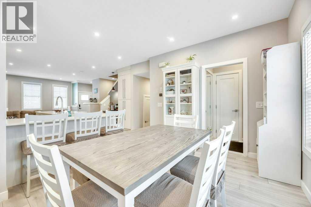 448 West Lakeview Drive, Chestermere, Alberta  T1X 2A4 - Photo 18 - A2287355