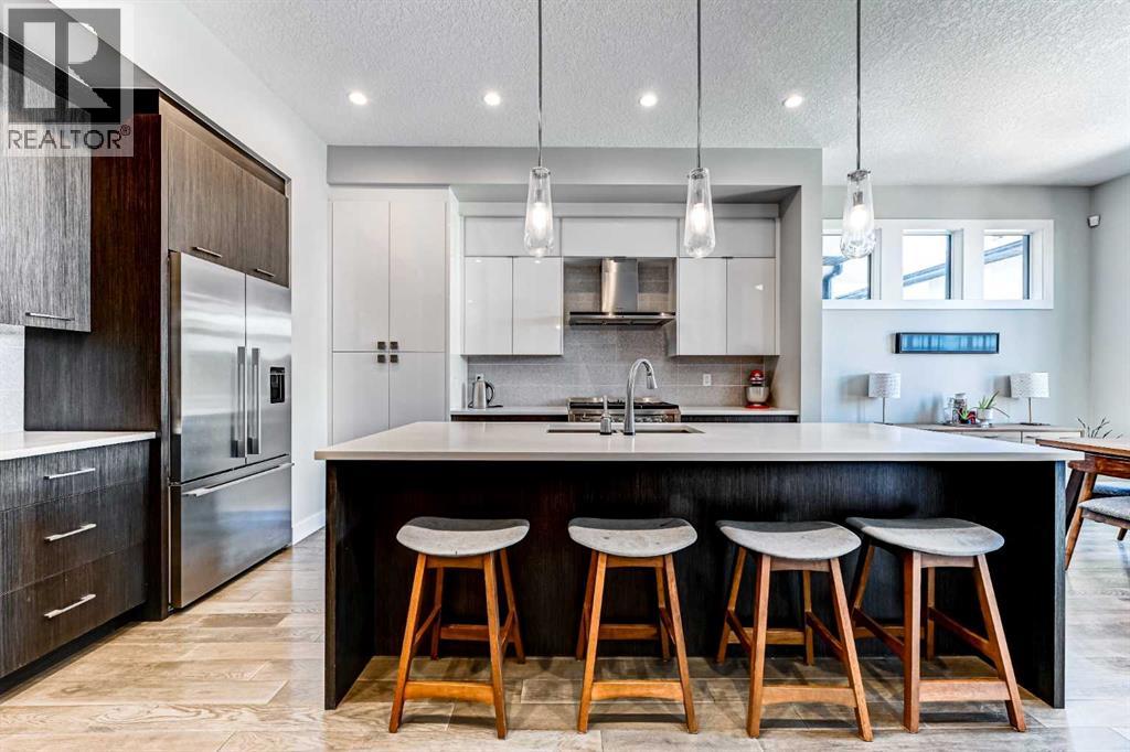 100 Burma Star Road Sw, Calgary, Alberta  T3E 7Y4 - Photo 9 - A2289941