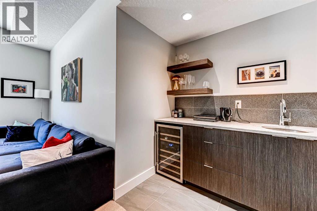 100 Burma Star Road Sw, Calgary, Alberta  T3E 7Y4 - Photo 35 - A2289941