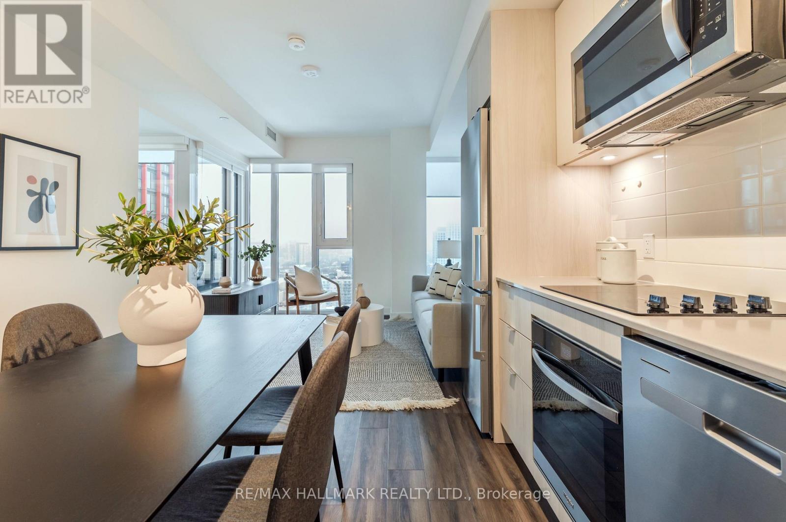 2401 E - 70 Princess Street, Toronto, Ontario  M5A 0X6 - Photo 11 - C12840888