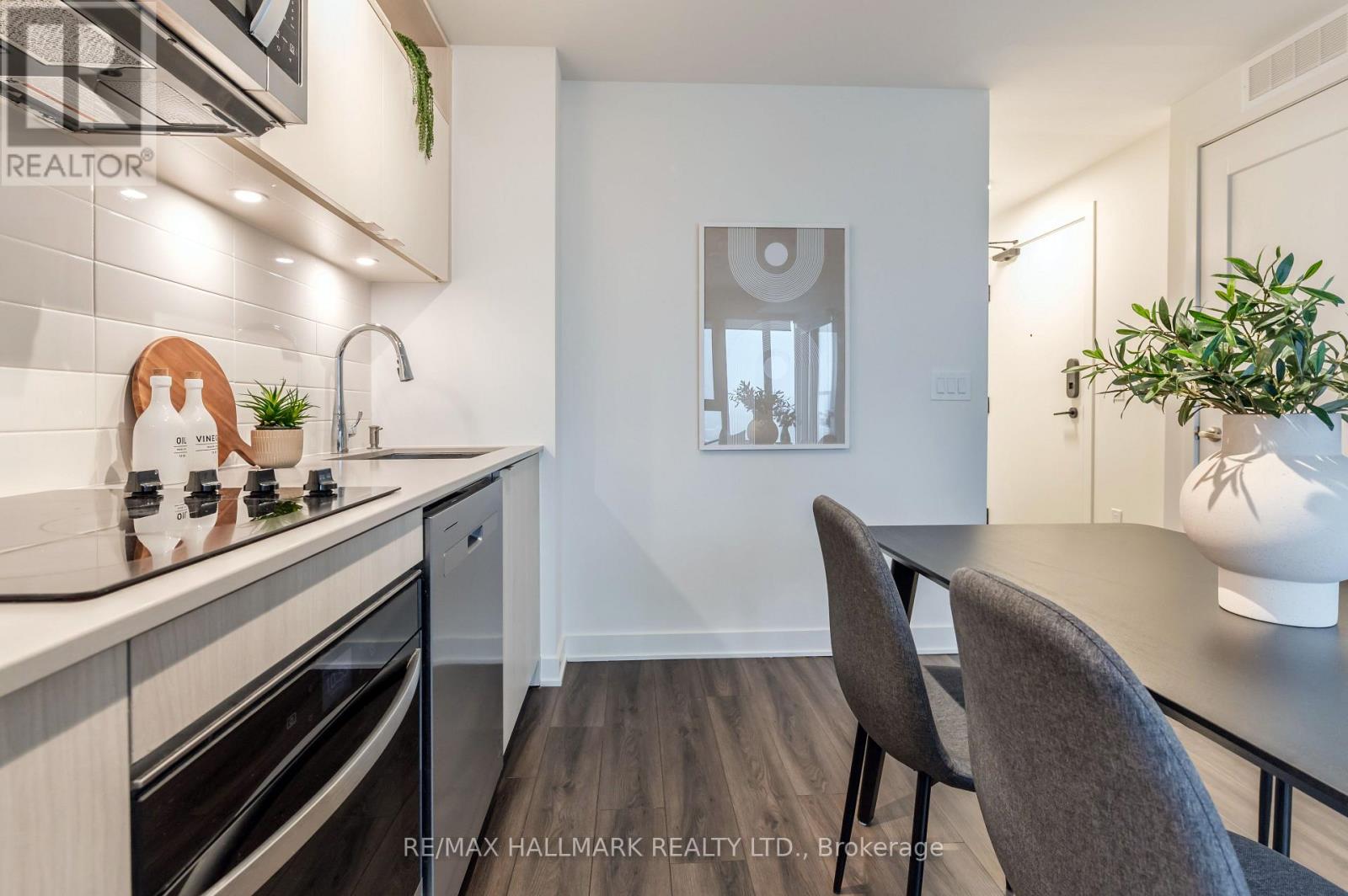 2401 E - 70 Princess Street, Toronto, Ontario  M5A 0X6 - Photo 12 - C12840888