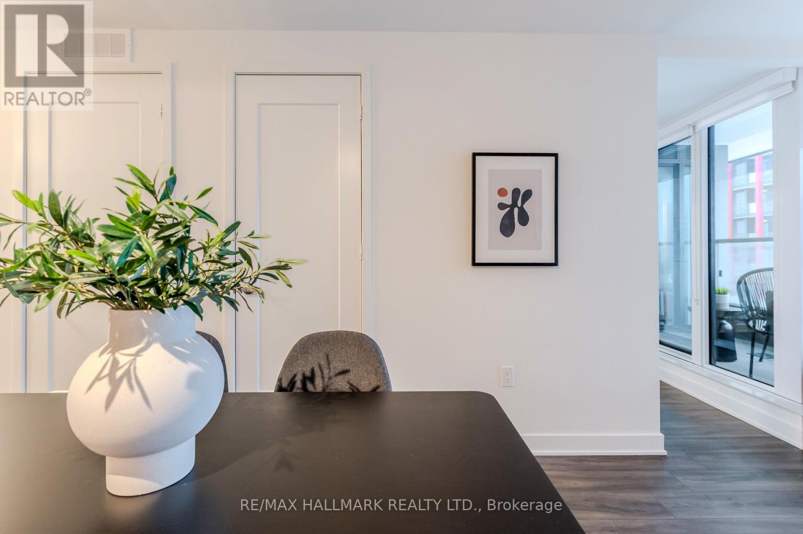 2401 E - 70 Princess Street, Toronto, Ontario  M5A 0X6 - Photo 16 - C12840888