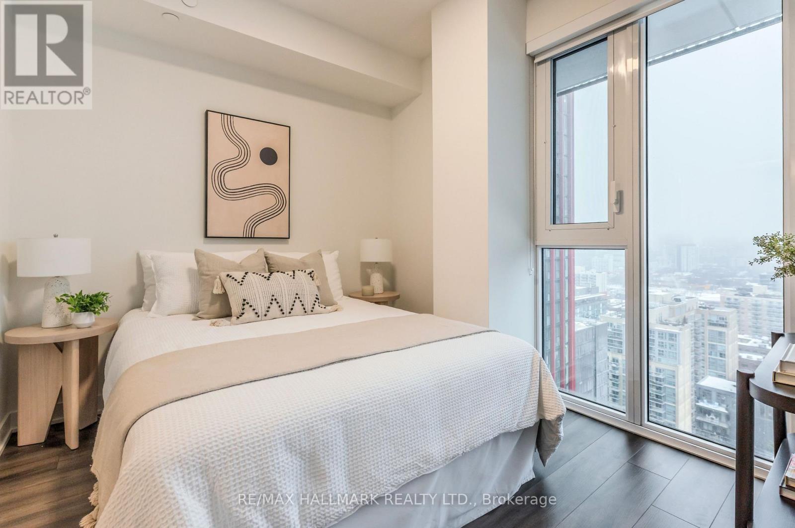 2401 E - 70 Princess Street, Toronto, Ontario  M5A 0X6 - Photo 24 - C12840888