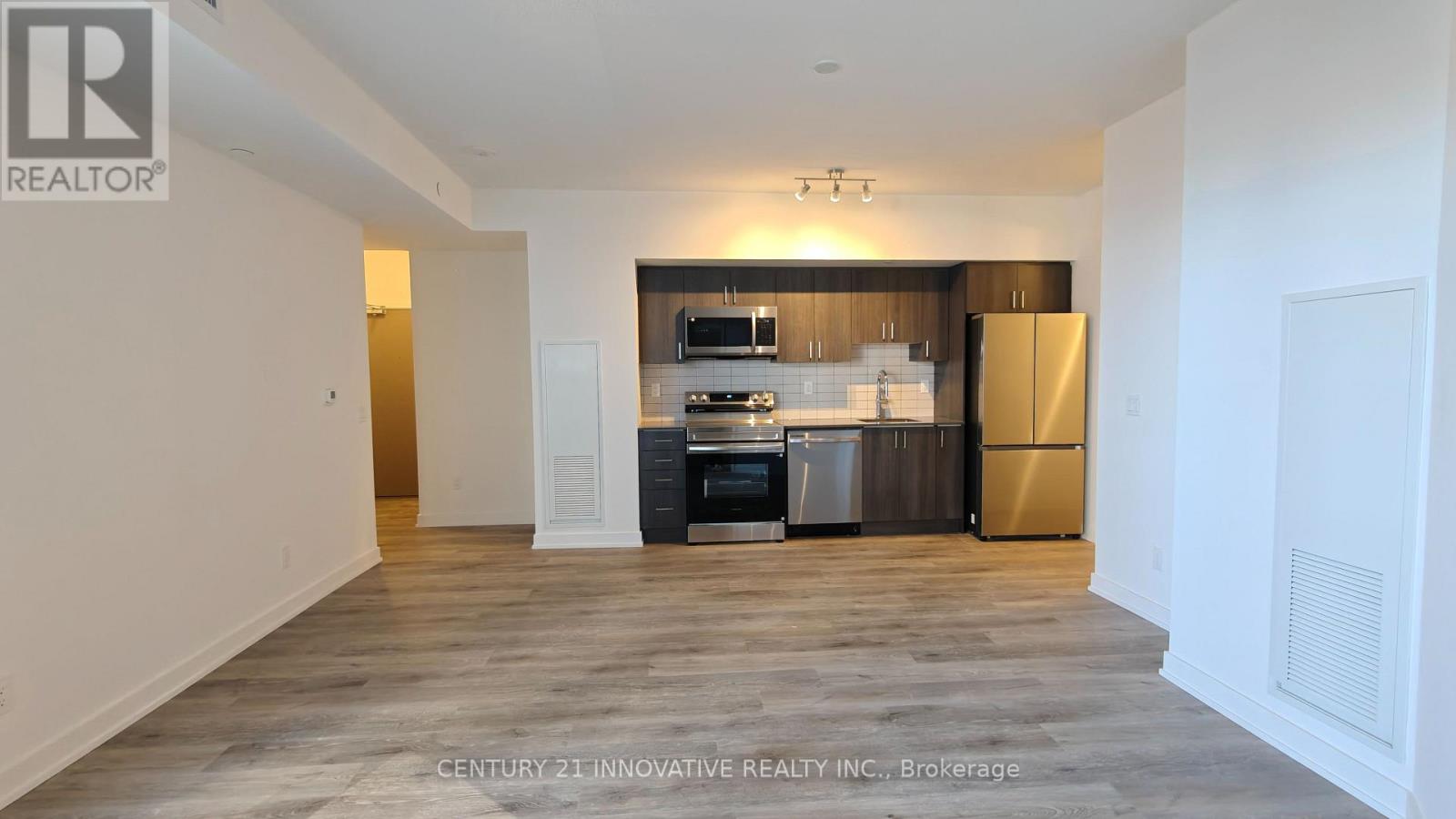 201 - 1010 Sandy Beach Road, Pickering, Ontario  L1W 3V9 - Photo 8 - E12840738