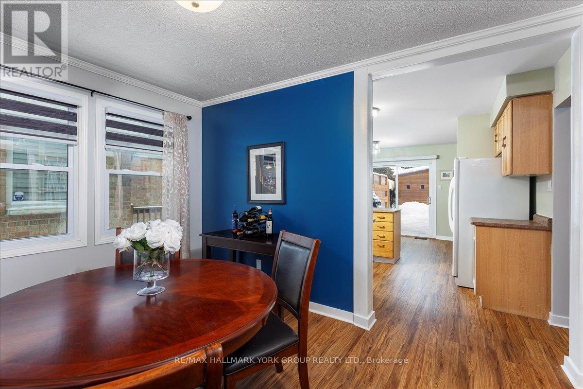 99 Peevers Crescent, Newmarket, Ontario  L3Y 7T2 - Photo 11 - N12840886