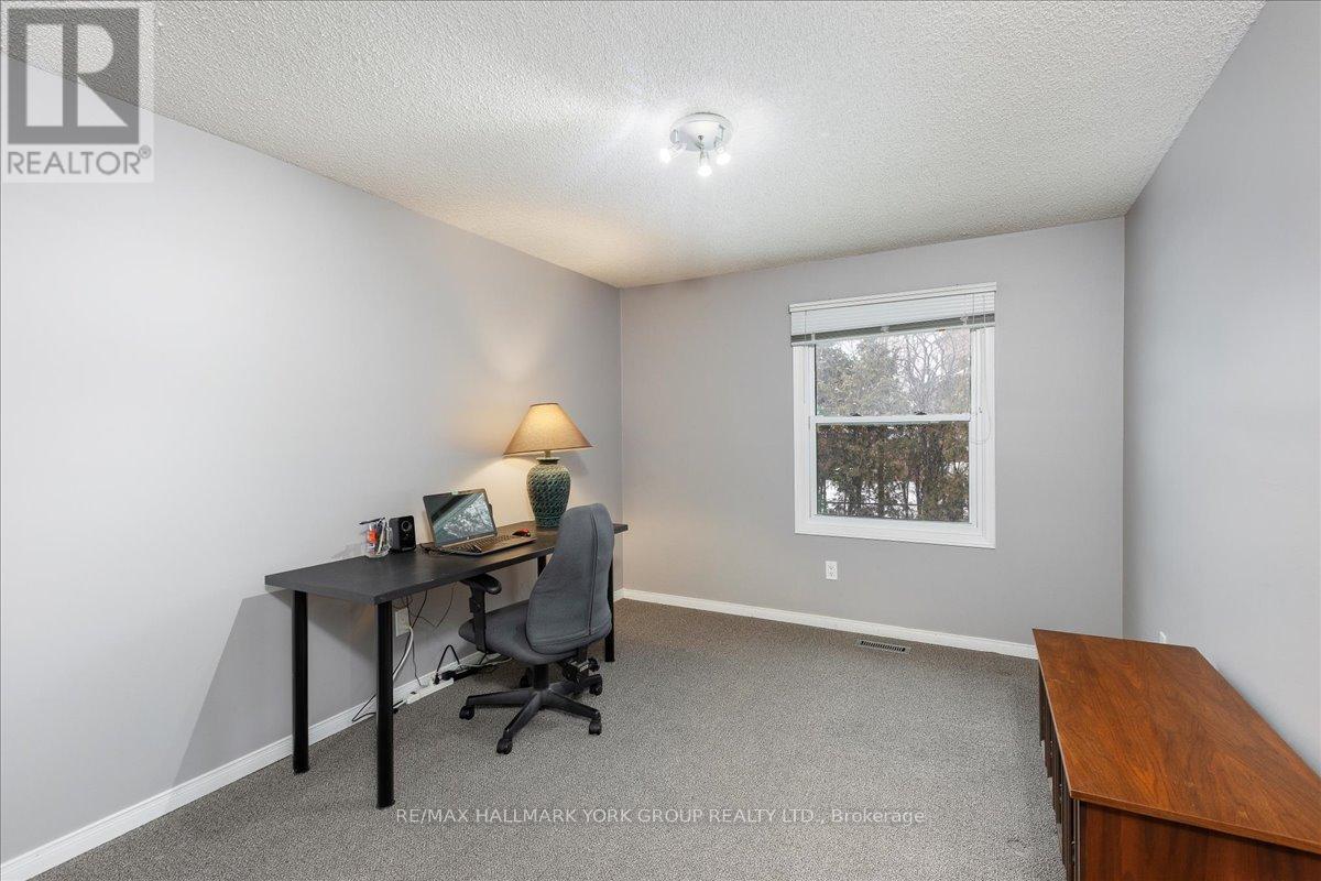 99 Peevers Crescent, Newmarket, Ontario  L3Y 7T2 - Photo 17 - N12840886