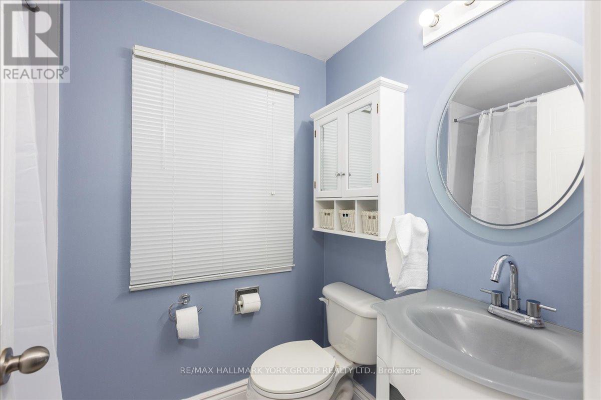 99 Peevers Crescent, Newmarket, Ontario  L3Y 7T2 - Photo 21 - N12840886