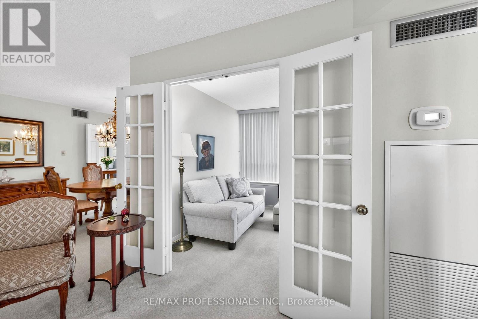 924 - 25 Austin Drive, Markham, Ontario  L3R 8H4 - Photo 8 - N12840938