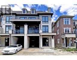 22 BANSHEE LANE, Richmond Hill, Ontario