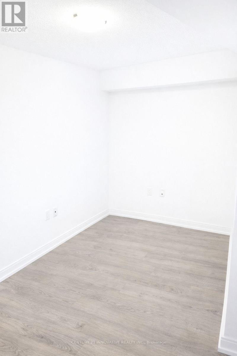 1025 - 275 Village Green Square, Toronto, Ontario  M1S 0L8 - Photo 15 - E12840862