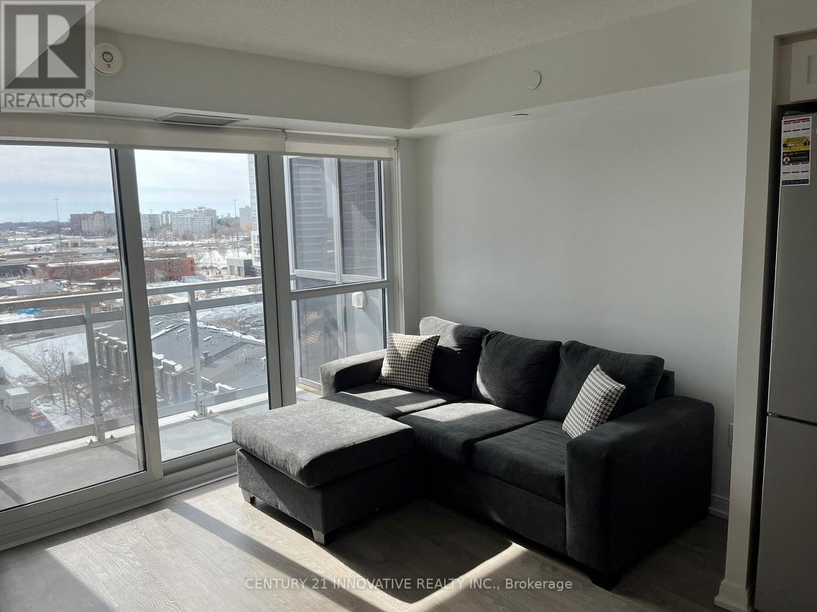 1025 - 275 Village Green Square, Toronto, Ontario  M1S 0L8 - Photo 17 - E12840862