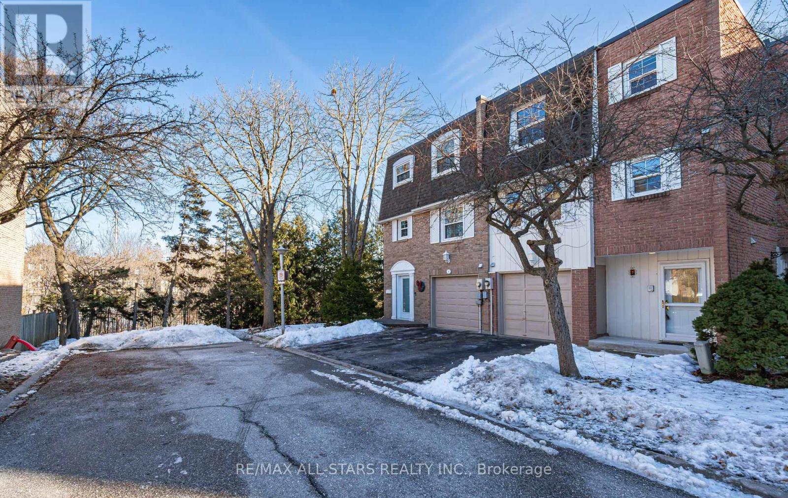 6 Hepworth Way, Markham, Ontario  L3P 3S9 - Photo 2 - N12841014