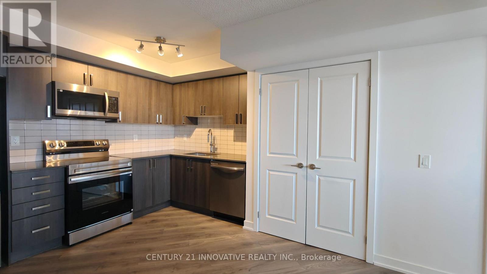 416 - 1010 Sandy Beach Road, Pickering, Ontario  L1W 3V9 - Photo 9 - E12840894