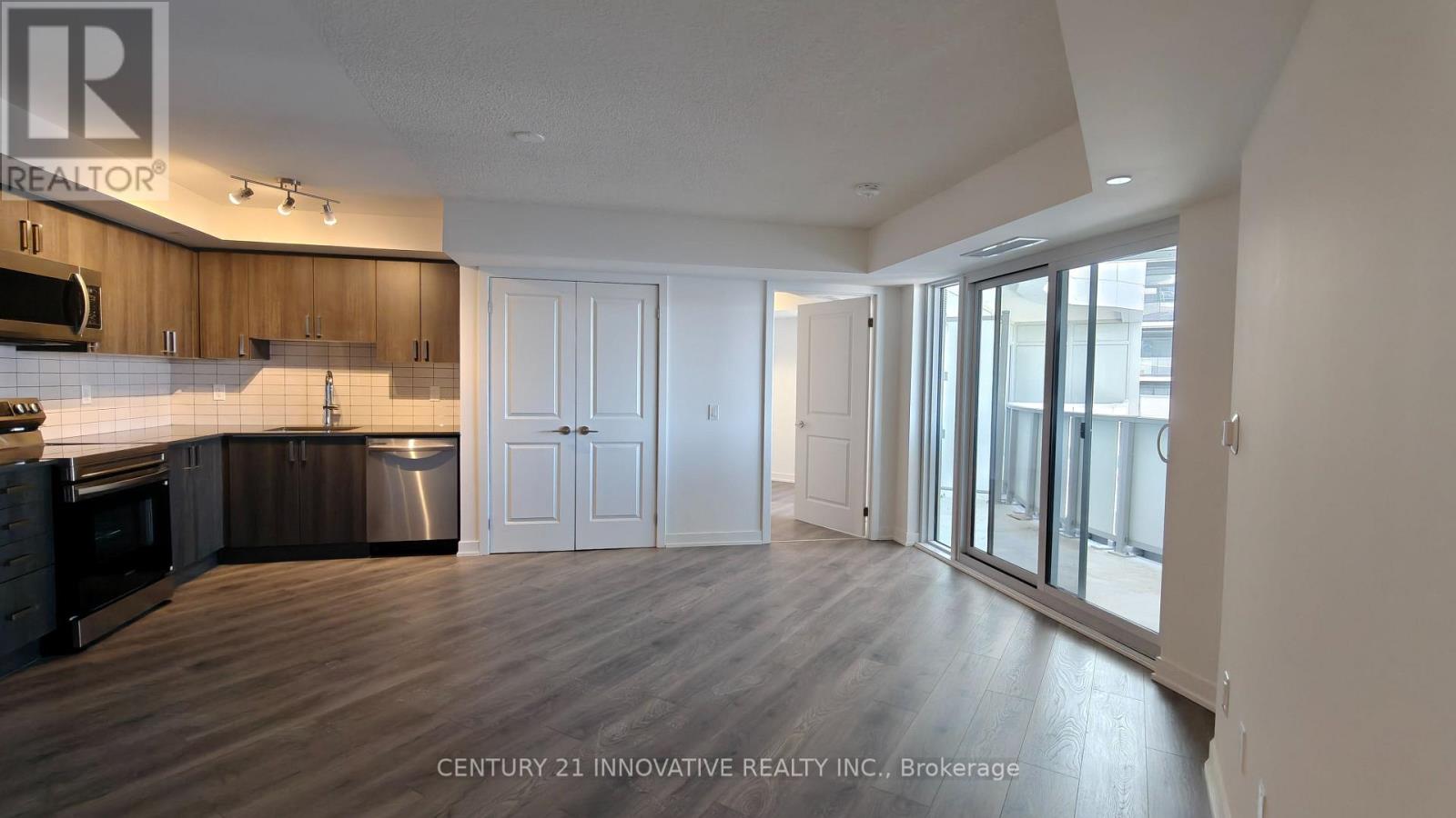 416 - 1010 Sandy Beach Road, Pickering, Ontario  L1W 3V9 - Photo 4 - E12840894