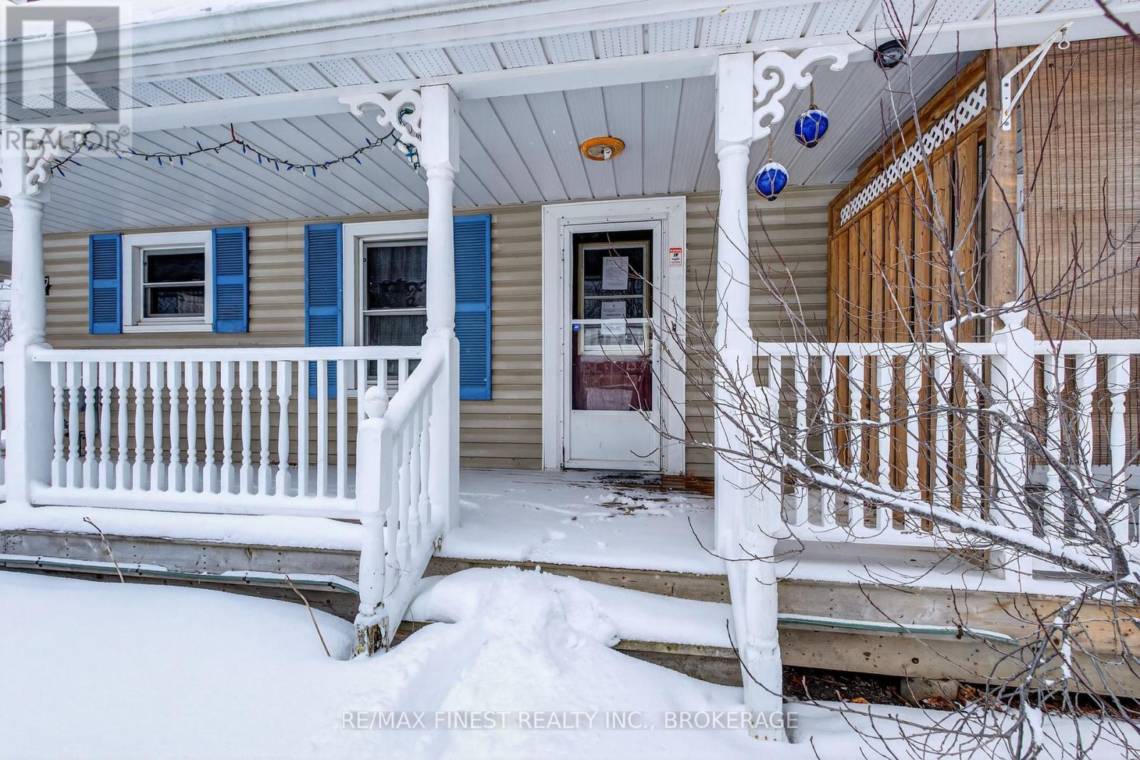 17 London Avenue, Prince Edward County, Ontario  K0K 2T0 - Photo 3 - X12827544