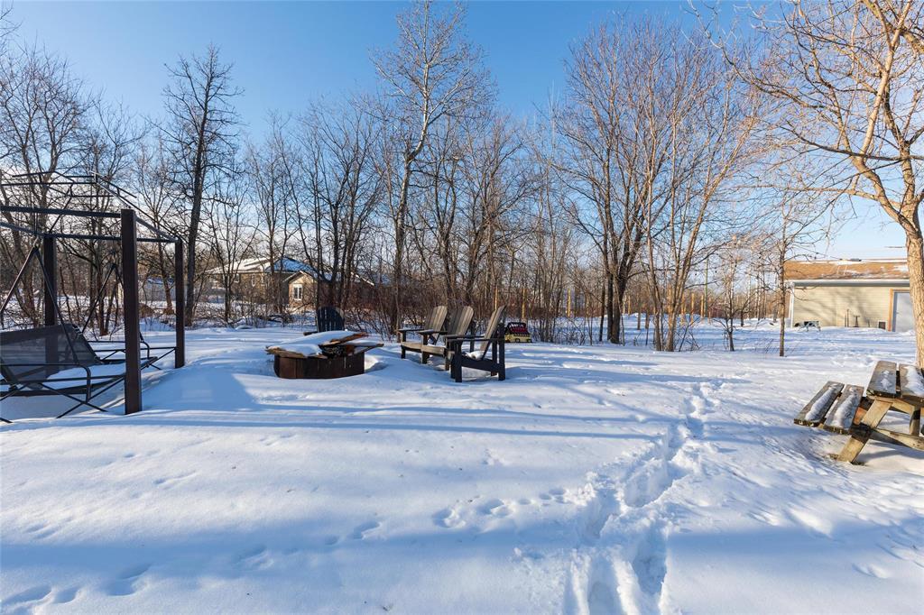 54 Bluebell Road, Mitchell, Manitoba  R5G 2L9 - Photo 34 - 202602485