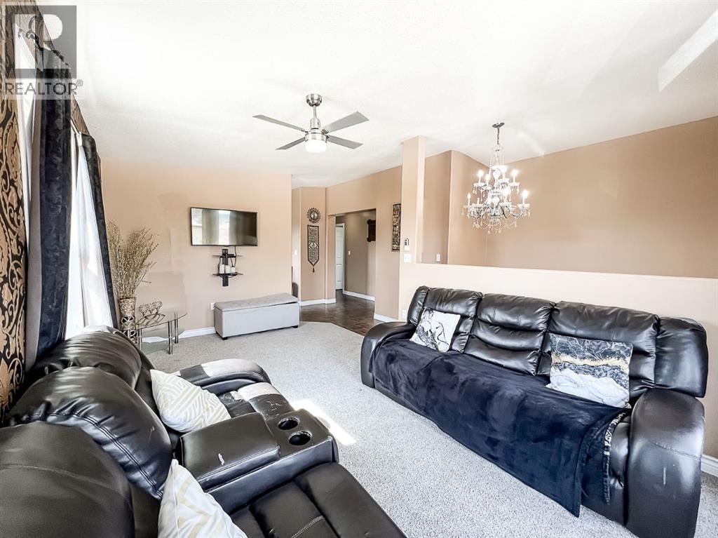 5116 50 Street, Girouxville, Alberta T0H 1S0 - Photo 5 - A2278773