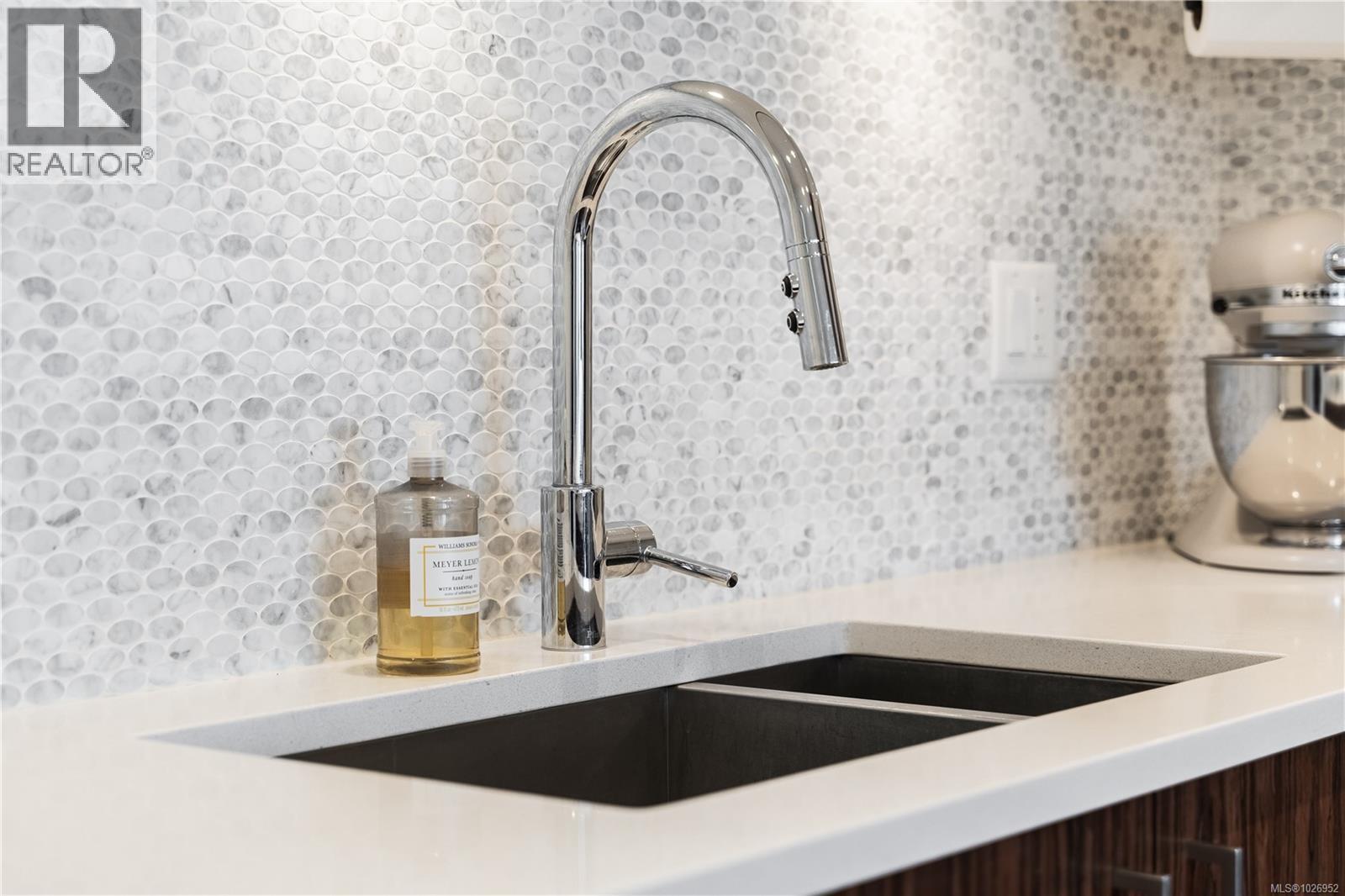 801 838 Broughton St, Victoria, British Columbia  V8W 1E4 - Photo 19 - 1026952