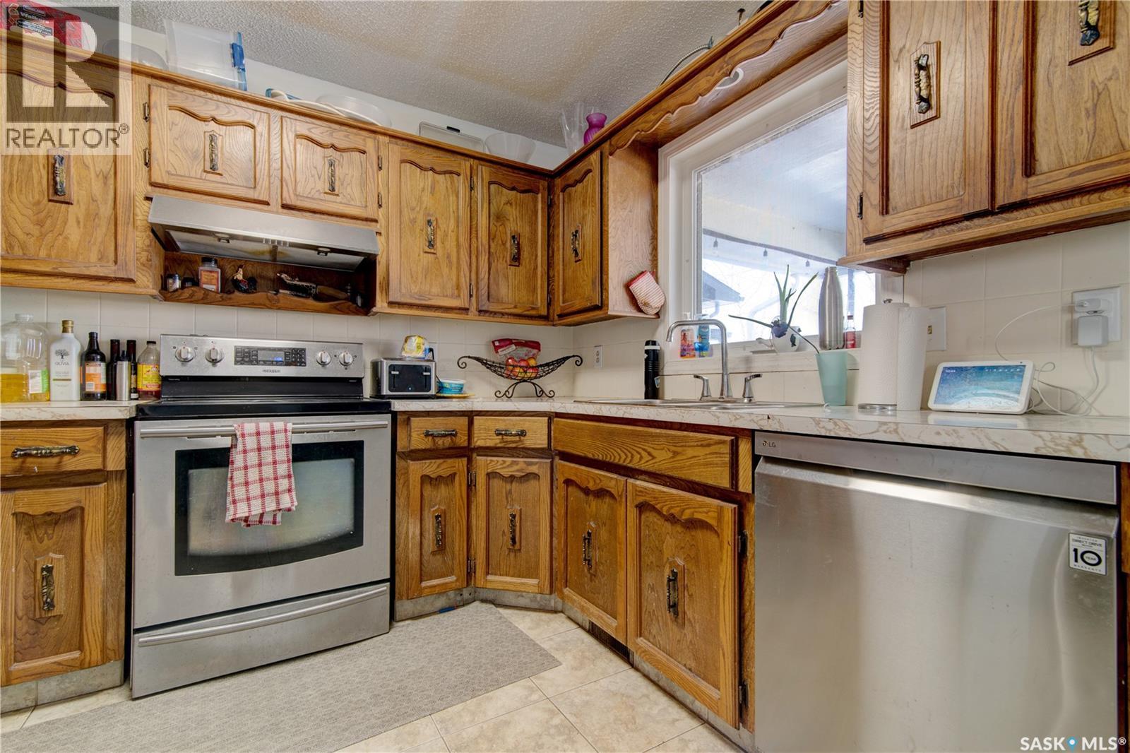 263 Williston Drive, Regina, Saskatchewan  S4X 2C5 - Photo 10 - SK029243