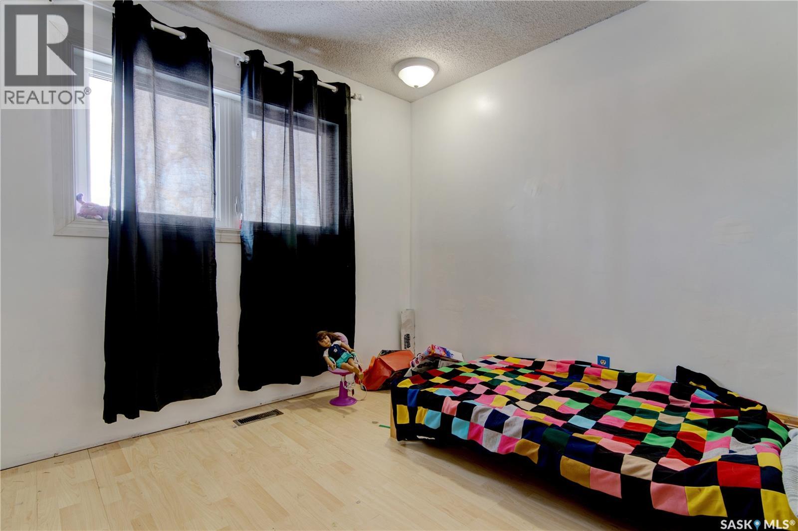 263 Williston Drive, Regina, Saskatchewan  S4X 2C5 - Photo 12 - SK029243