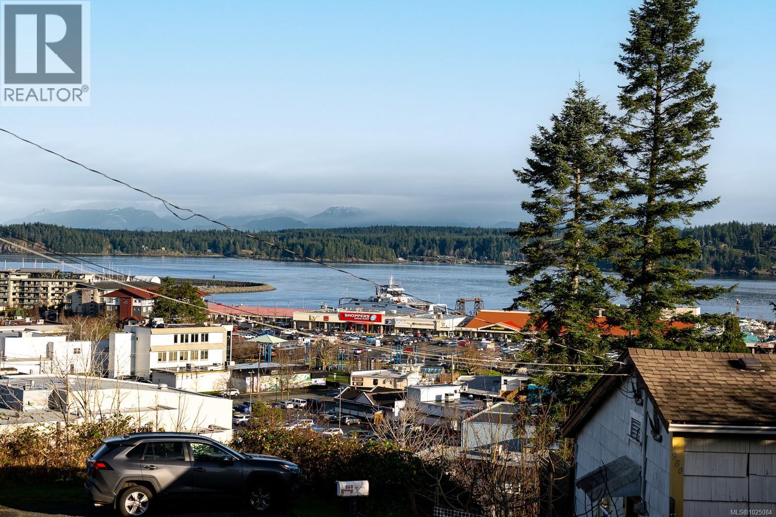 951 Dogwood St, Campbell River, British Columbia  V9W 2Z2 - Photo 62 - 1025084