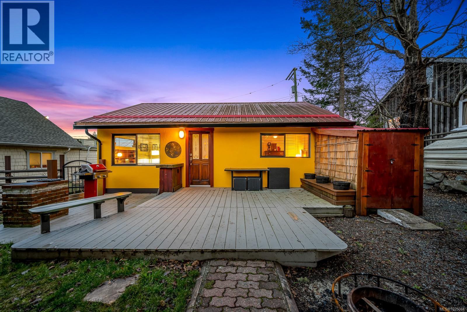 951 Dogwood St, Campbell River, British Columbia  V9W 2Z2 - Photo 56 - 1025084