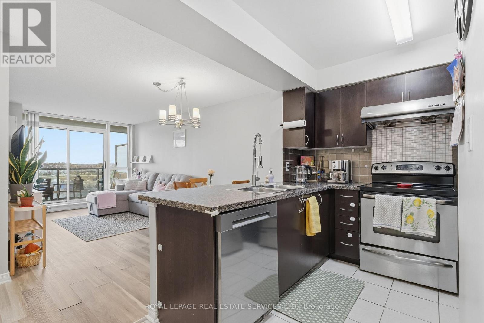 610 - 4850 Glen Erin Drive, Mississauga, Ontario  L5M 7S1 - Photo 5 - W12840912