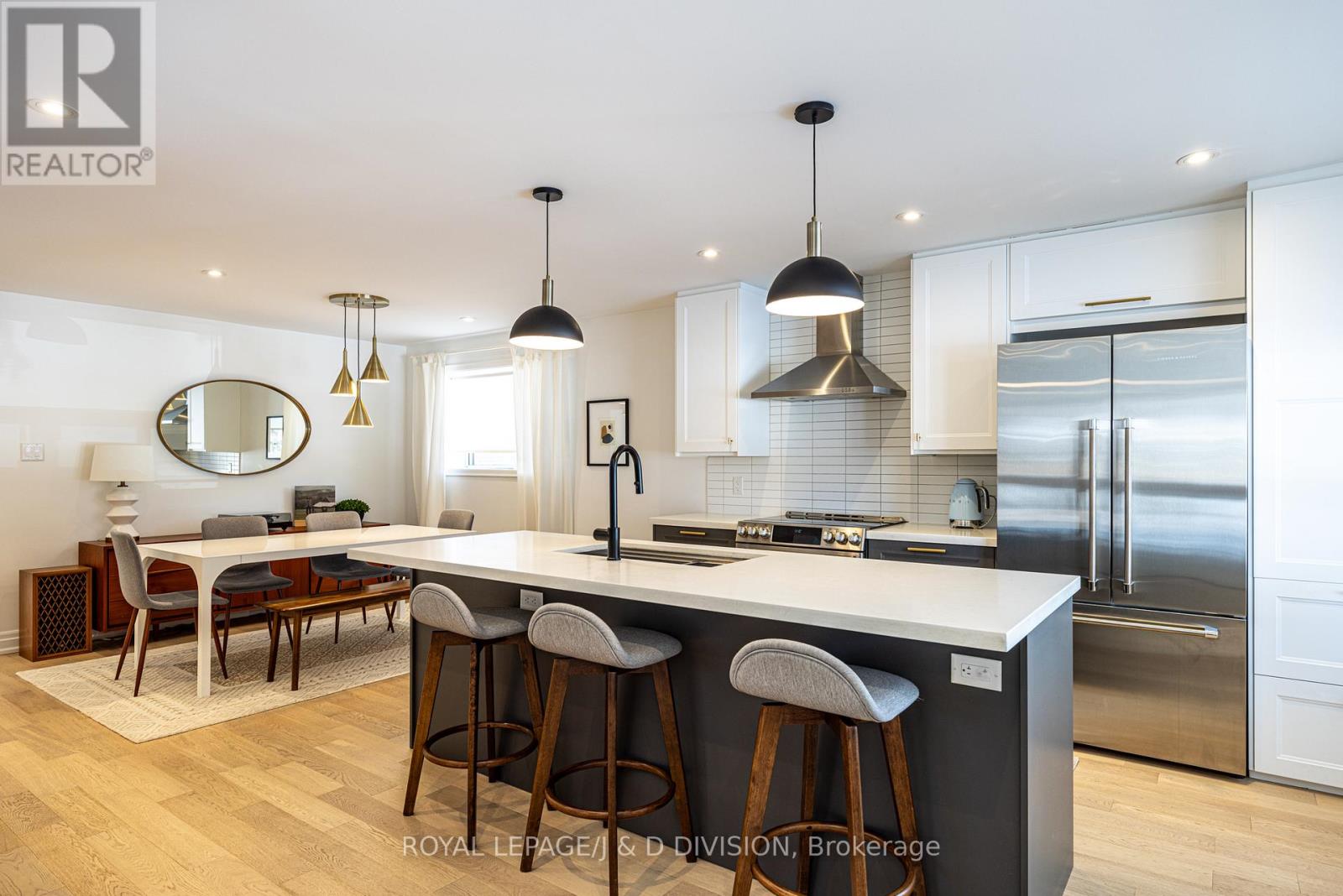 27 Noranda Drive, Toronto, Ontario  M6M 2X8 - Photo 13 - W12840924