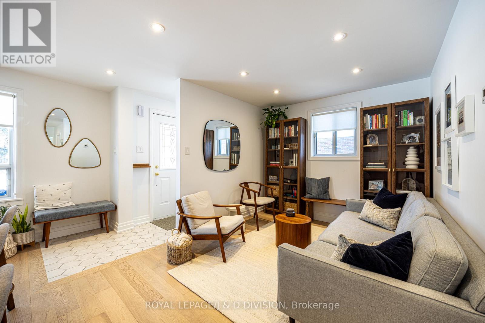 27 Noranda Drive, Toronto, Ontario  M6M 2X8 - Photo 23 - W12840924