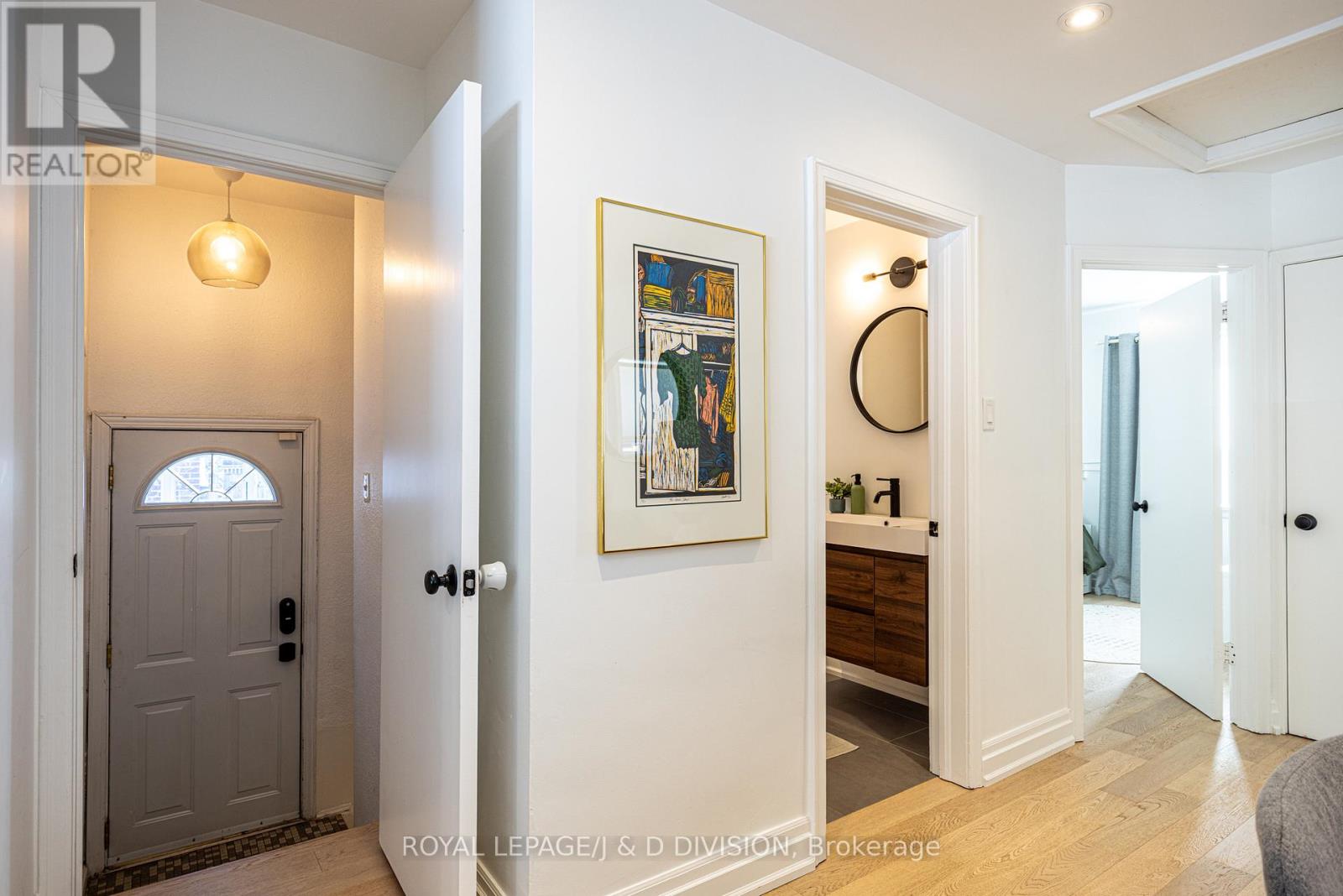 27 Noranda Drive, Toronto, Ontario  M6M 2X8 - Photo 28 - W12840924