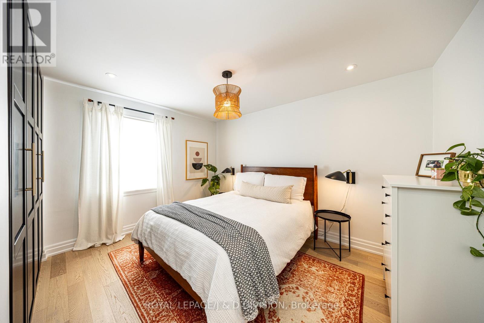 27 Noranda Drive, Toronto, Ontario  M6M 2X8 - Photo 30 - W12840924