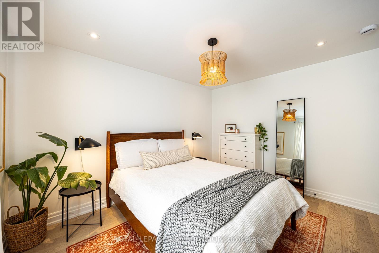 27 Noranda Drive, Toronto, Ontario  M6M 2X8 - Photo 31 - W12840924