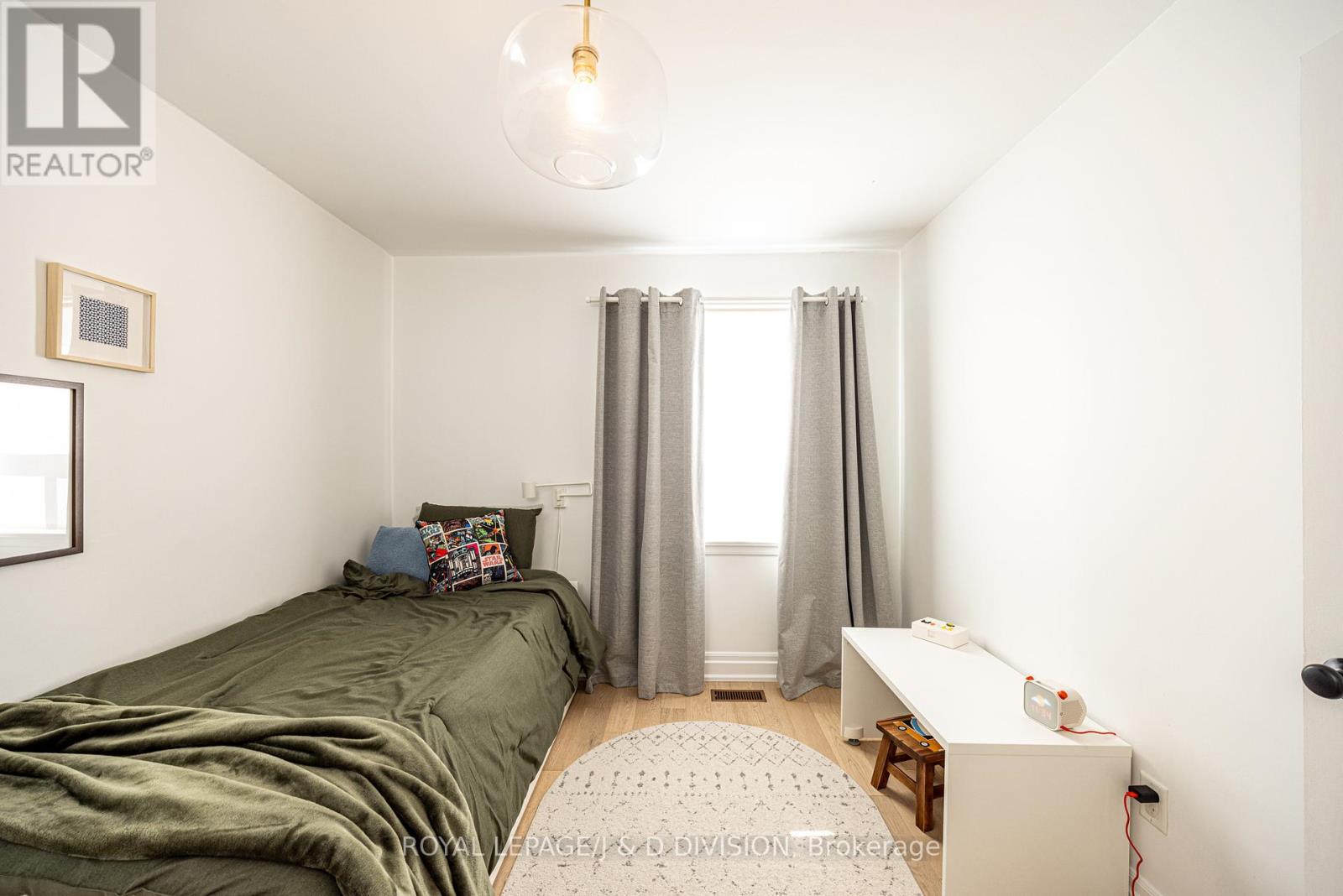 27 Noranda Drive, Toronto, Ontario  M6M 2X8 - Photo 35 - W12840924