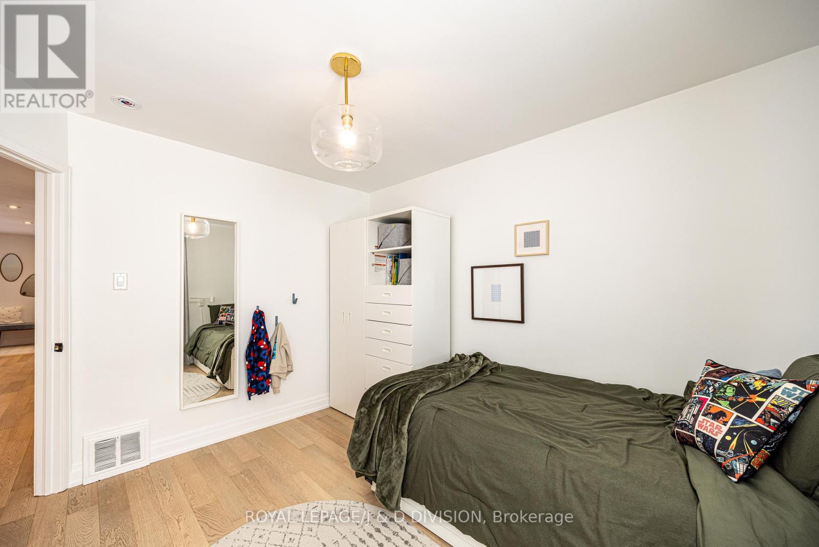 27 Noranda Drive, Toronto, Ontario  M6M 2X8 - Photo 36 - W12840924