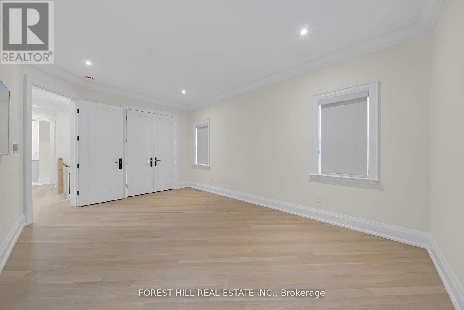 132 Lothian Avenue, Toronto, Ontario  M8Z 4L4 - Photo 22 - W12840928