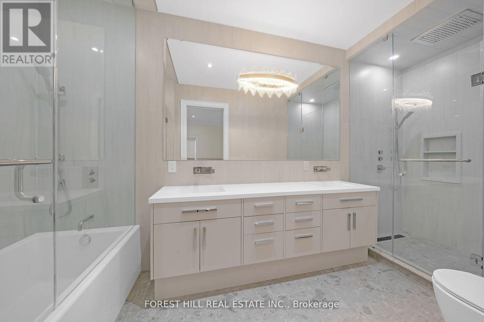 132 Lothian Avenue, Toronto, Ontario  M8Z 4L4 - Photo 25 - W12840928