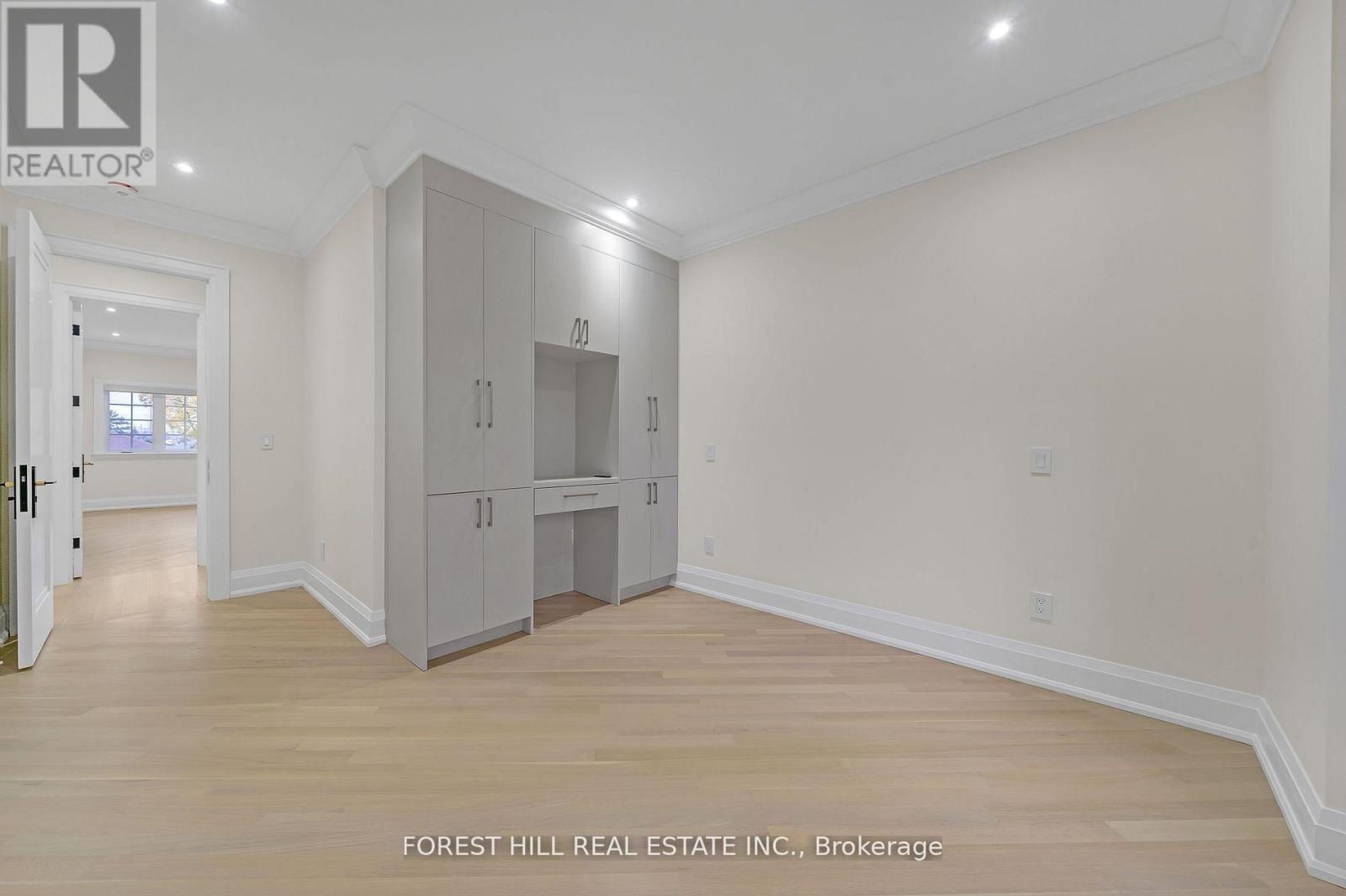 132 Lothian Avenue, Toronto, Ontario  M8Z 4L4 - Photo 29 - W12840928