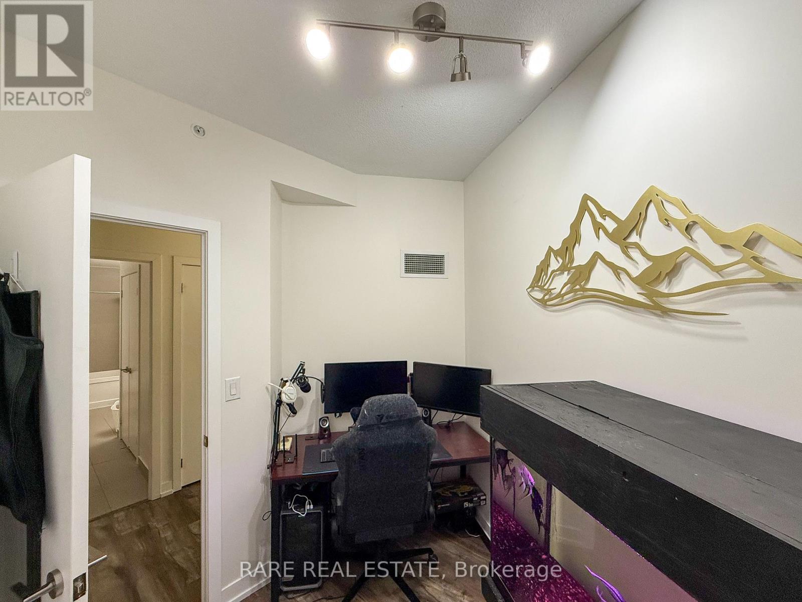 1009 - 5101 Dundas Street W, Toronto, Ontario  M9A 5G8 - Photo 15 - W12840932