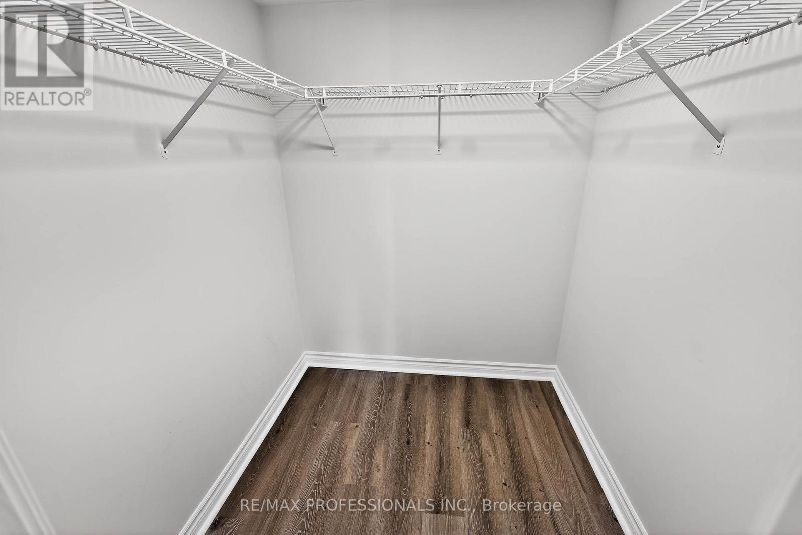 812 - 2111 Lakeshore Boulevard W, Toronto, Ontario  M8V 4B2 - Photo 24 - W12840942