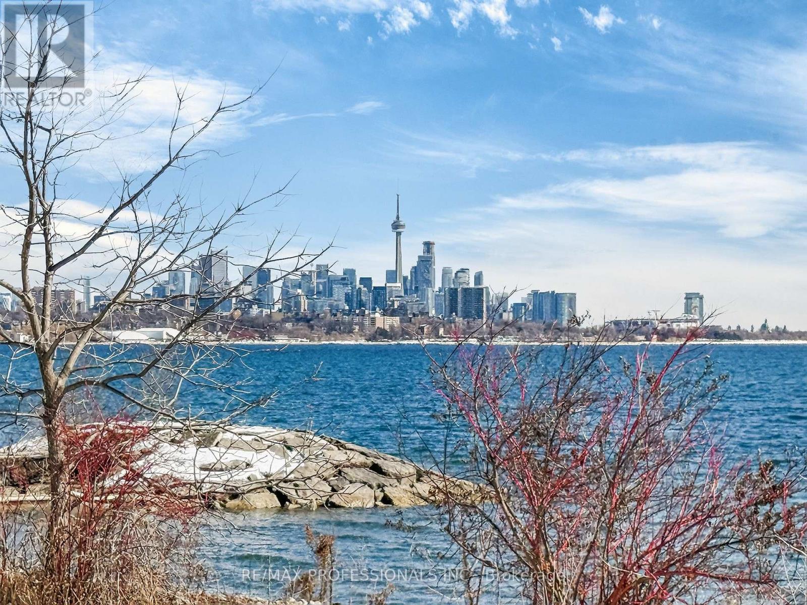 812 - 2111 Lakeshore Boulevard W, Toronto, Ontario  M8V 4B2 - Photo 35 - W12840942